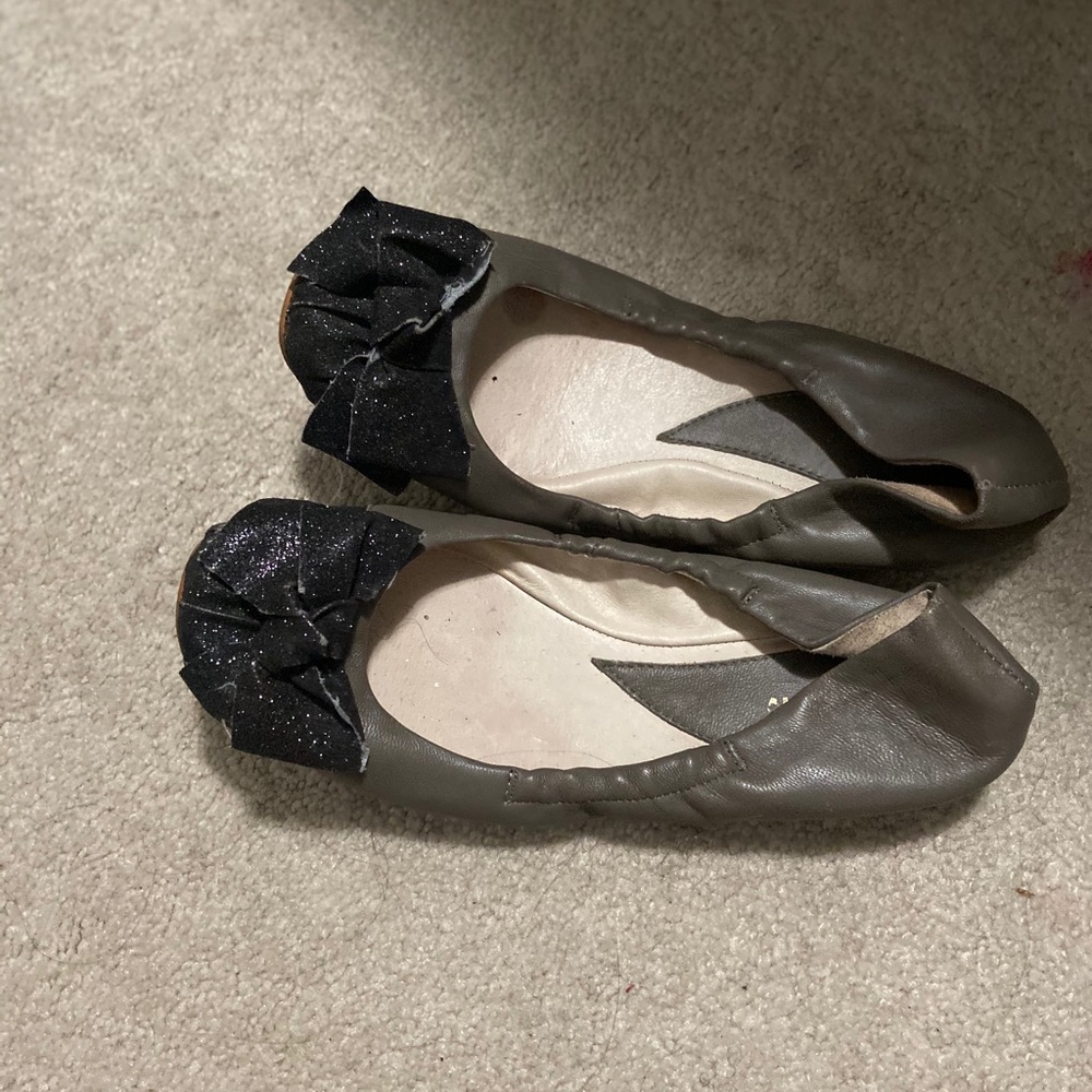 Flats - Picture 2 of 5